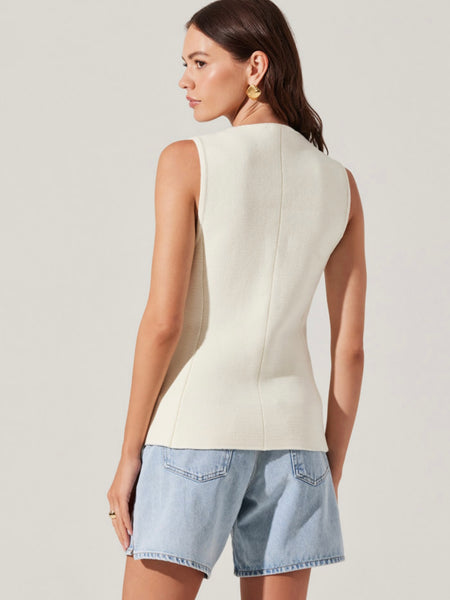 Jayce Sweater Vest in Cream