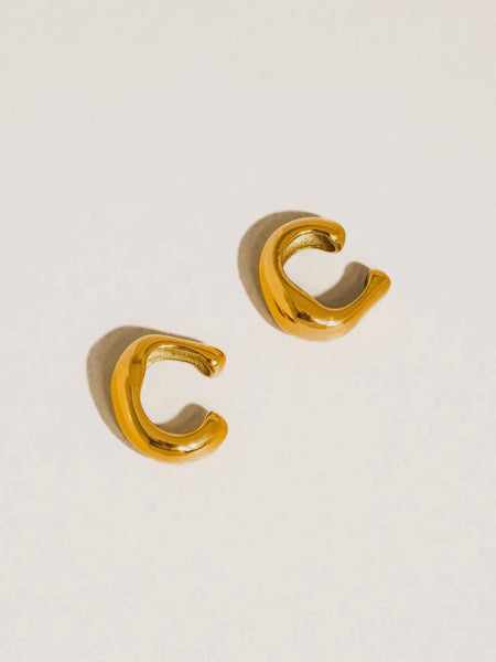 Bronte Chunky Ear Cuff in Gold