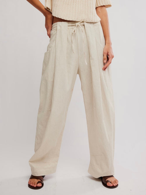 Chambers Laid Back Pull On Pant in Summer Sand
