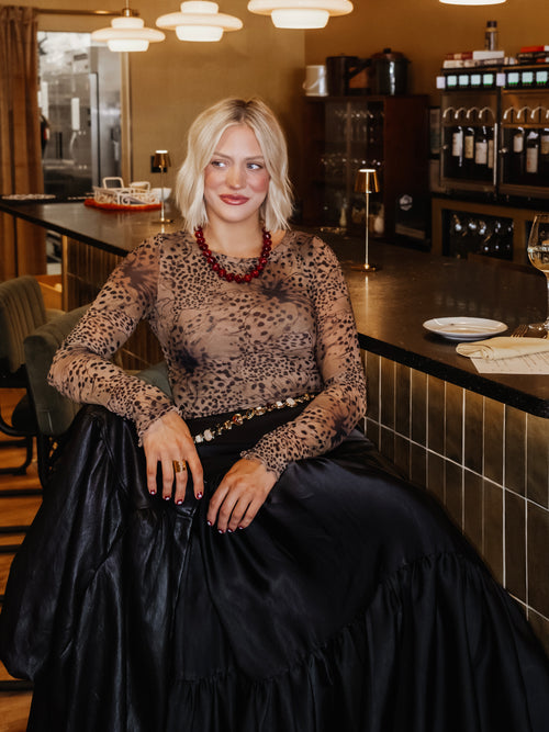 Such A Lady Necklace in Wine
