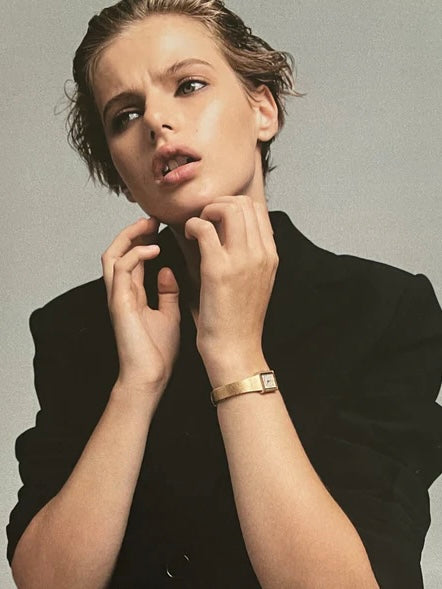 Bella Watch in Gold