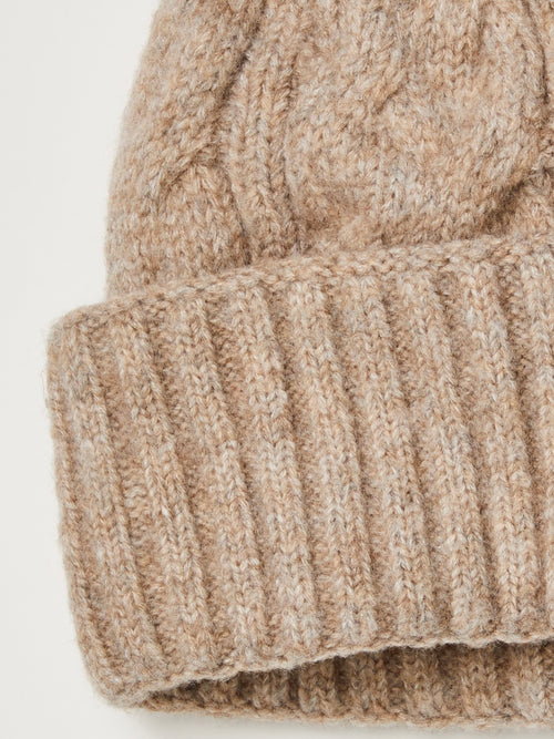 Coast Line Beanie in Fawn
