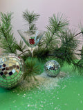 Holiday Icon Martini Glass in Present