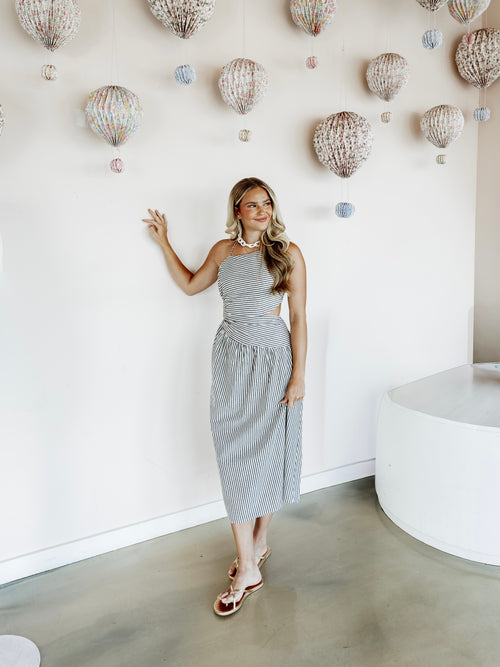 Between The Lines Midi Dress in Navy