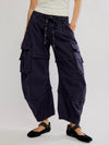 Reef Curved Cargo Twill Pant in Black