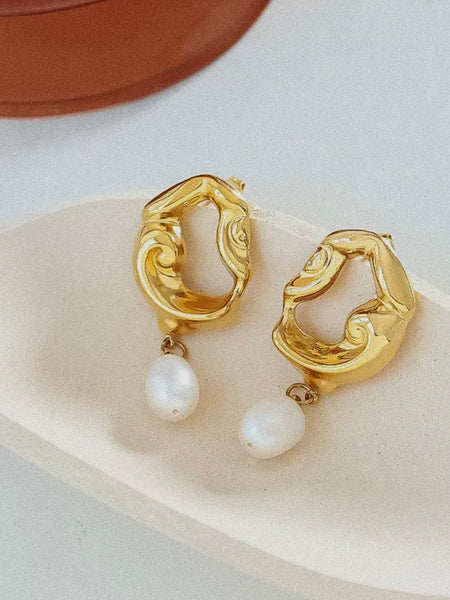 Nerissa Abstract Pearl Earrings