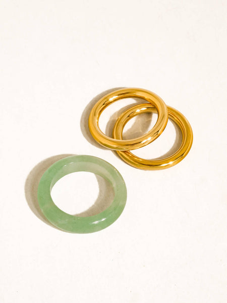 Moss Stone Ring Set in Green