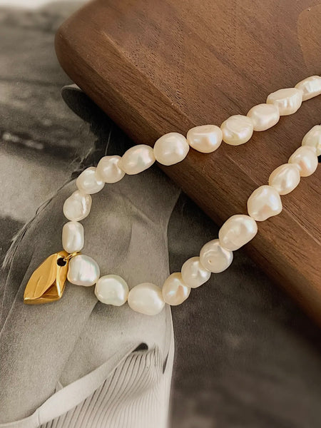 Marseille Classic Pearl Necklace