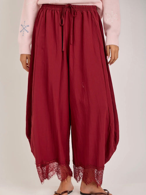 She's The Boss Balloon Pants in Wine
