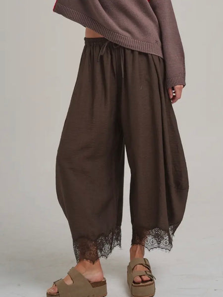 She's The Boss Balloon Pant in Mocha