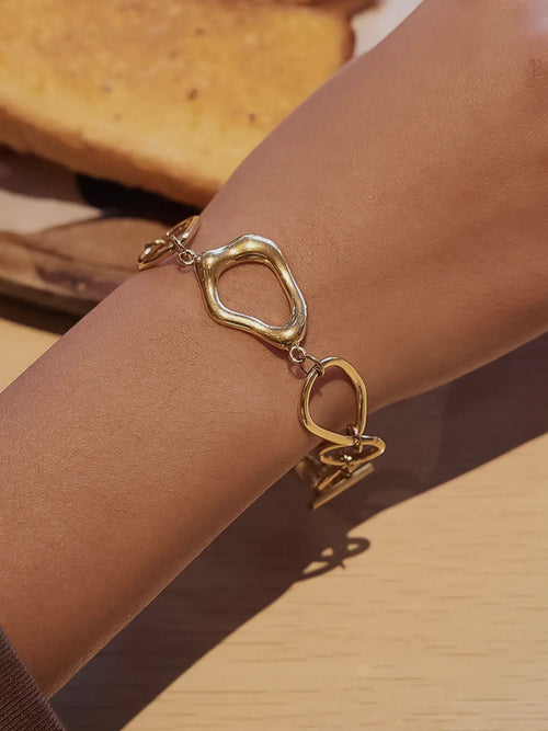 Capucine Link Toggle Bracelet