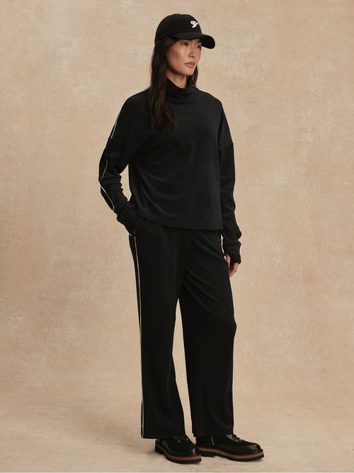 Brushed Rib Straight Leg Pant 28 in Black & Snow White