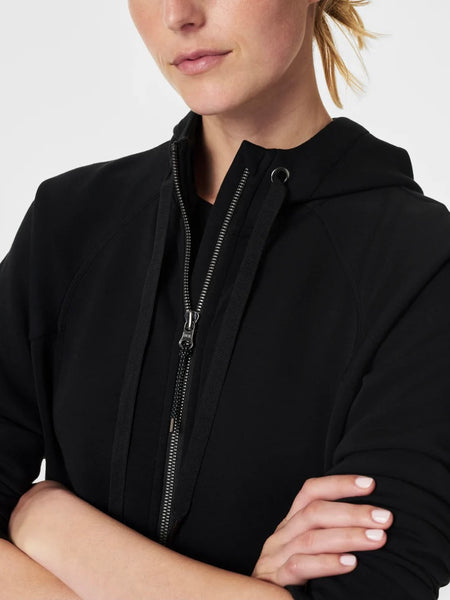 AirEssentials Full Zip Hoodie in Very Black