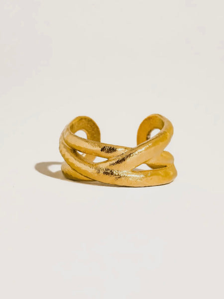 Coralisse Textured Crossover Ring
