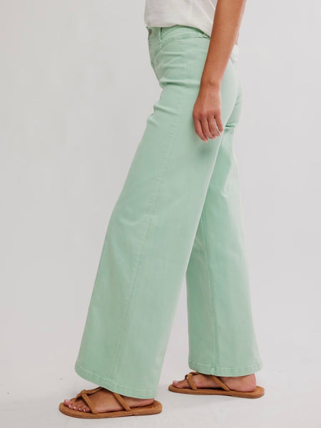 Libre Wide Leg Jean in Cameo Green