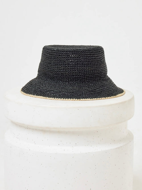 Isadora Hat in Black