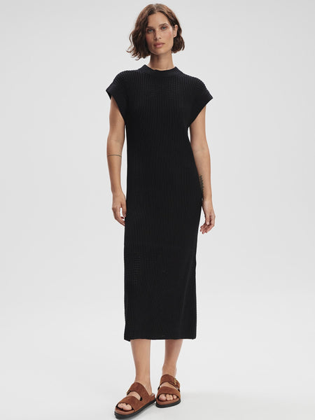 Cheston Relaxed Knit Dress in Black