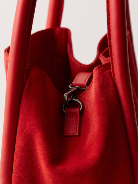 Barlow Bucket Bag in Goji