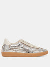 Notice Sneakers in Silver Distressed Leather