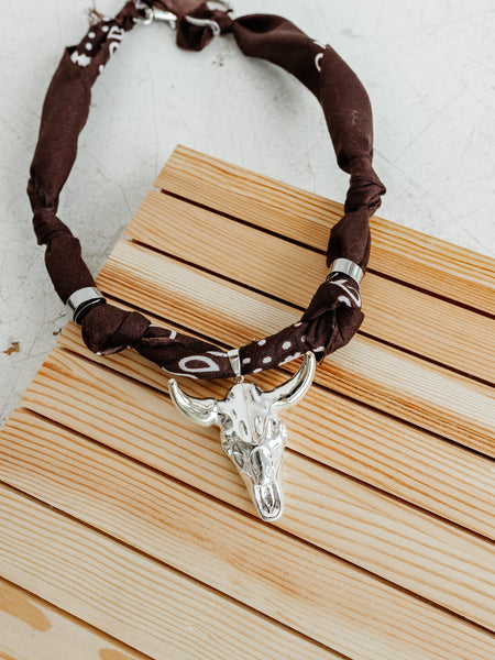 Bandana Charm Necklace in Brown & Silver Longhorn