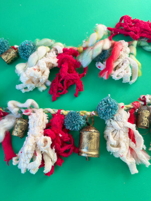 It's A Christmas Party Garland