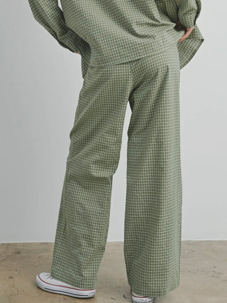 Off The Grid Pant in Olive