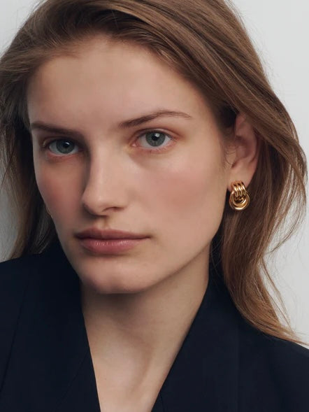 Baby Knot Earrings in Gold