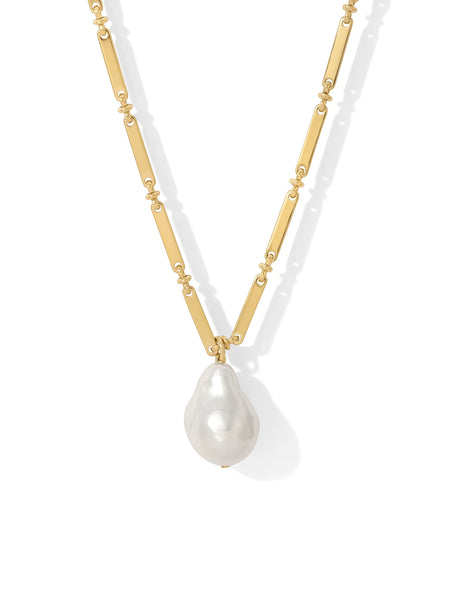 The Lady Pearl Necklace