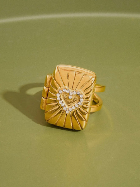 VVI Relaxed Short in Earth Mother Raw Hem