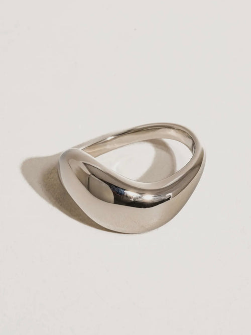 Erin Wavy Band Ring in Silver