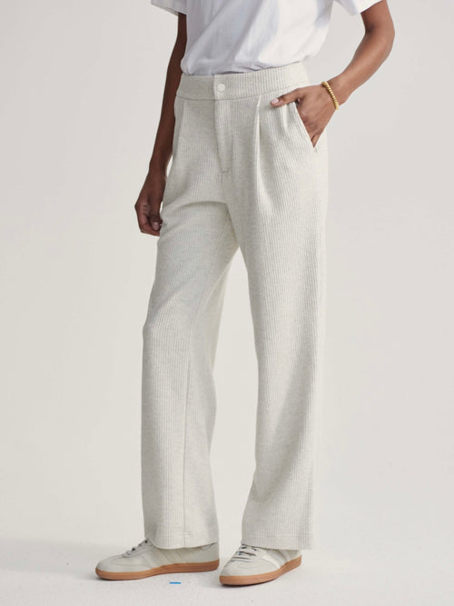 Aberdeen Straight Leg Pant 29 in Egret