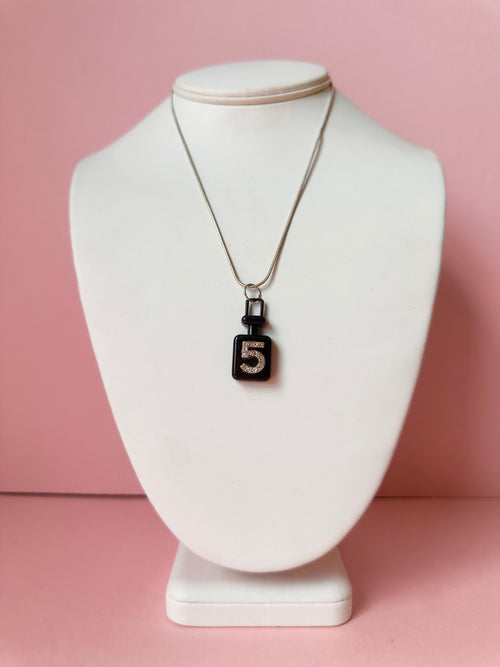 Very Vintage 80 #5 Perfume Necklace in Black & White
