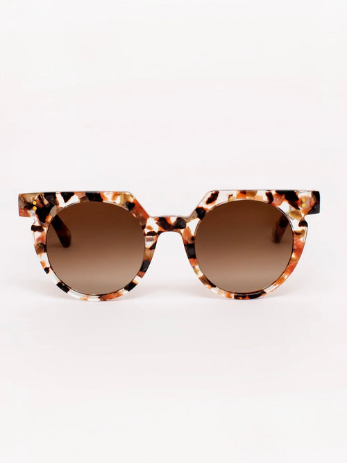 Aster Sunnies in Terra Fawna Tortoise Shell