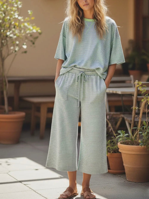 Such A Staple Set in Mint