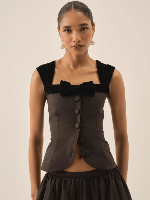 Train Station Poplin Top in Black