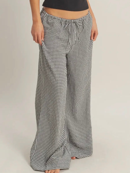 Bring The Gingham Pant in Black