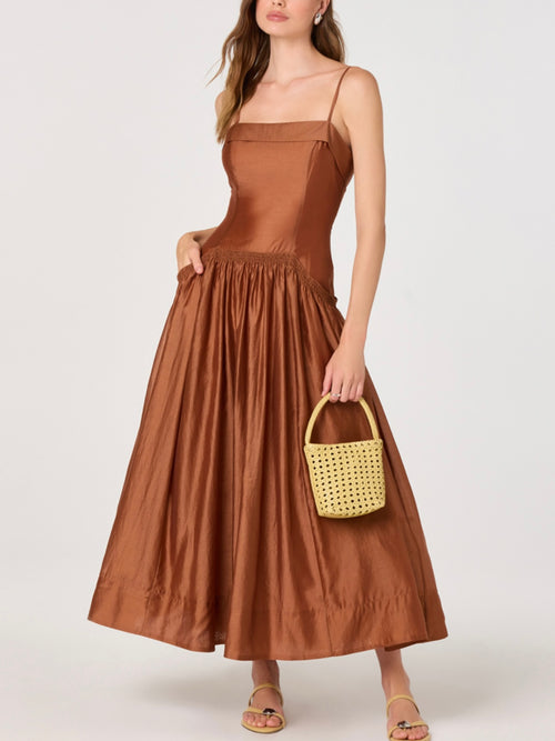 Ovina Dress in Spice Brown