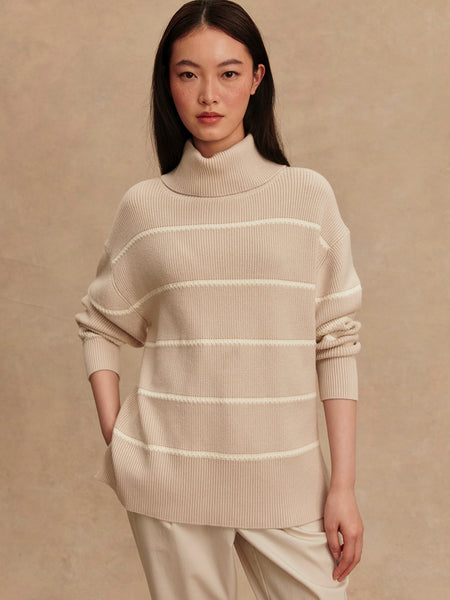 Hamish Stitch Knit Sweater in Silver Birch