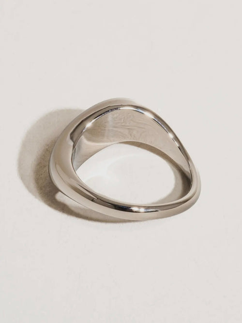 Erin Wavy Band Ring in Silver