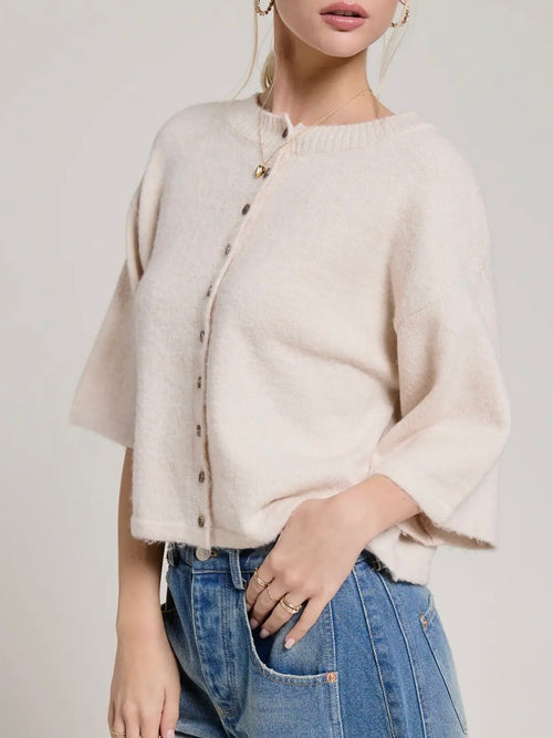 Best of Buttons Cardi in Beige