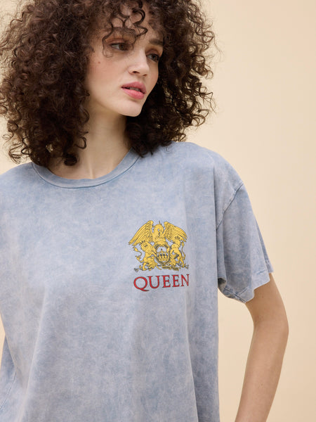 Queen World Tour 1977 Merch Tee in Light Blue Acid