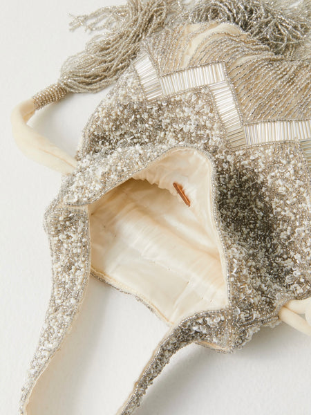 Razzle Dazzle Clutch in Ivory Pearl