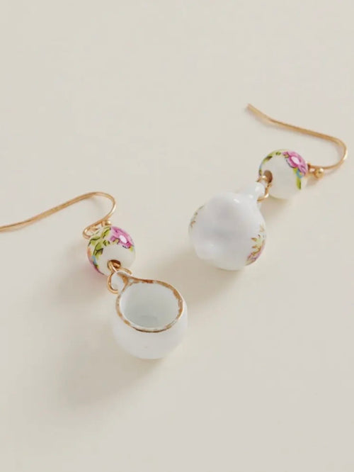 Teapot Earrings in Pink