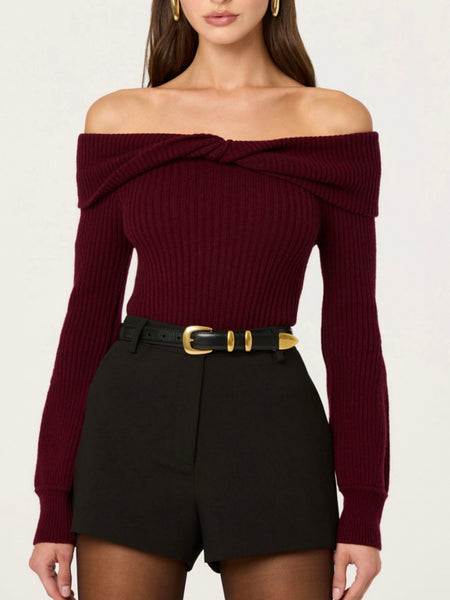 Tilde Off The Shoulder Sweater in Wine