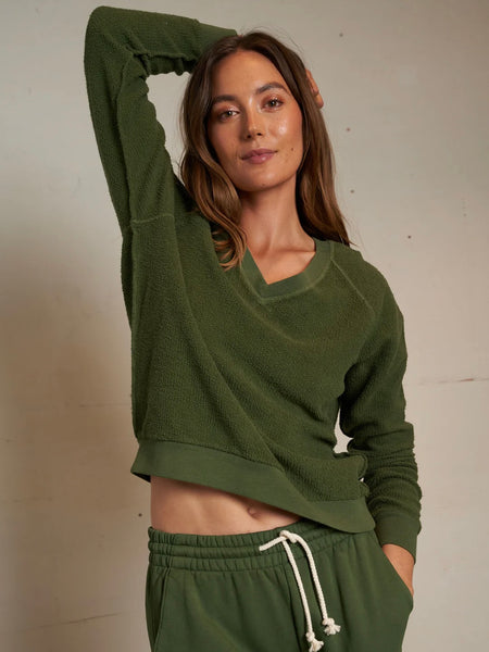 Zuri Reverse Fleece V Neck Sweatshirt in Fern Green