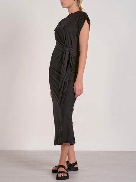 Ruched Just Right Midi Dress in Black