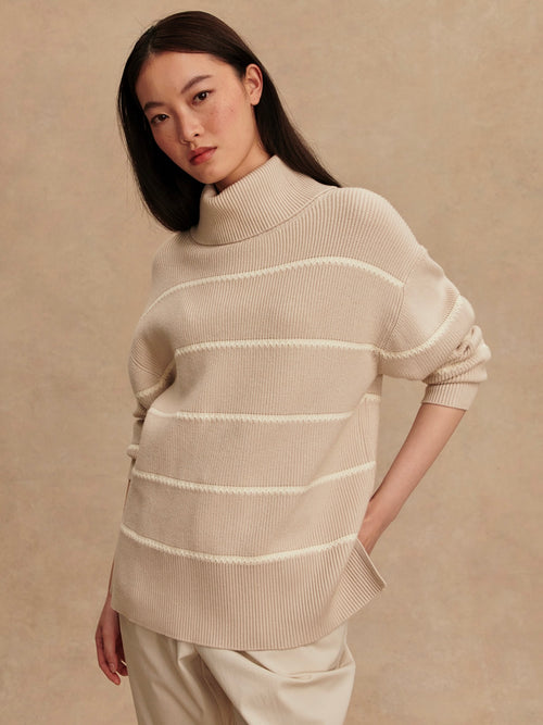 Hamish Stitch Knit Sweater in Silver Birch