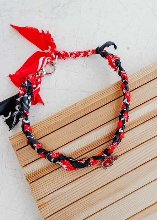 Bandana Gameday Long Charm in Red & Razorbacks