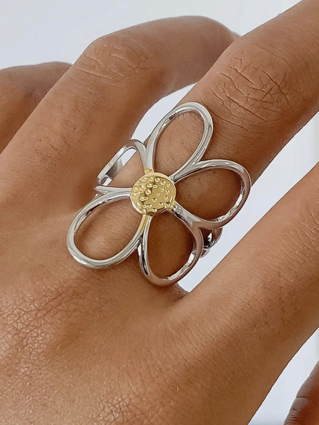 Isolde Two Tone Floral Ring