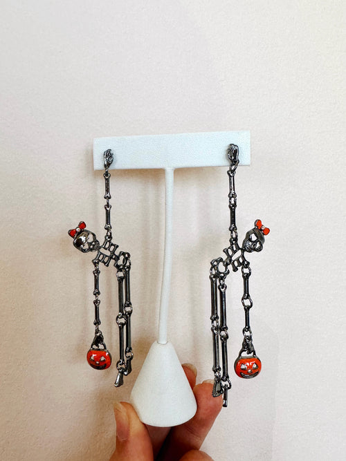 Spooky Scary Skeleton Earrings in Black